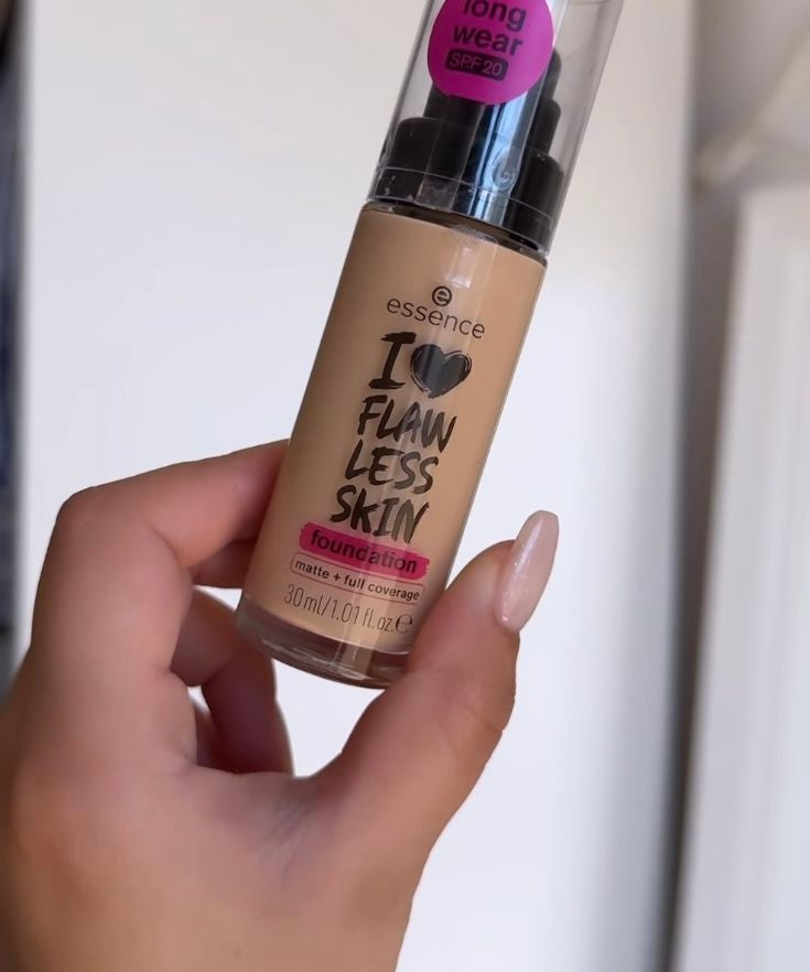 ESSENCE fond de teint